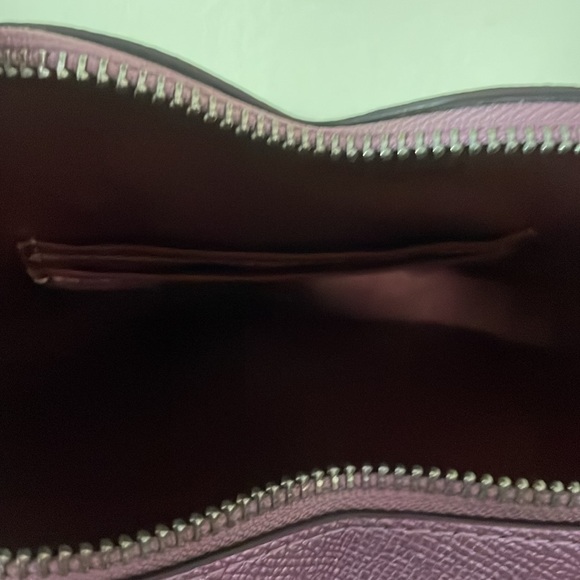 NWT COACH Metallic Leather 💜 HEART Crossbody - Picture 9 of 9